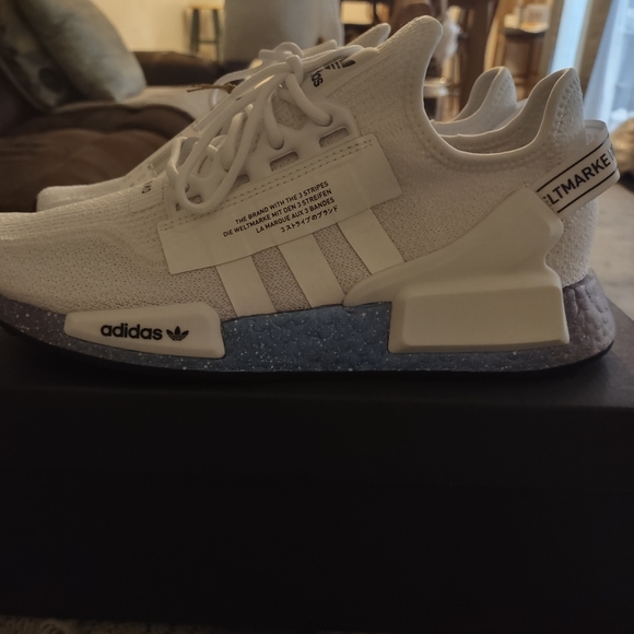 Adidas NMD_R1.V2 white speckled